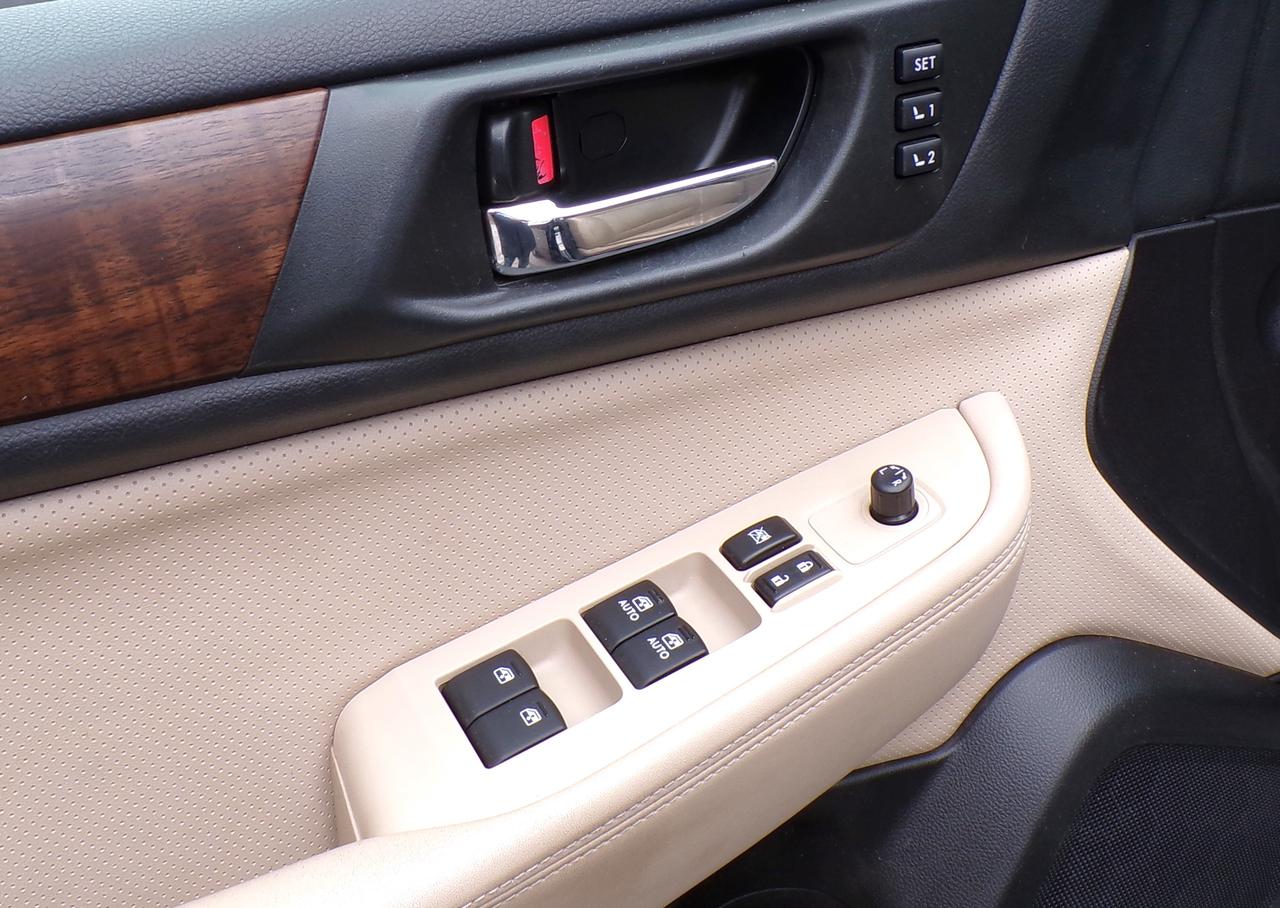 2015 Subaru Outback 3.6R LIMITED AWD | BSD | CAMERA | SUNROOF Photo