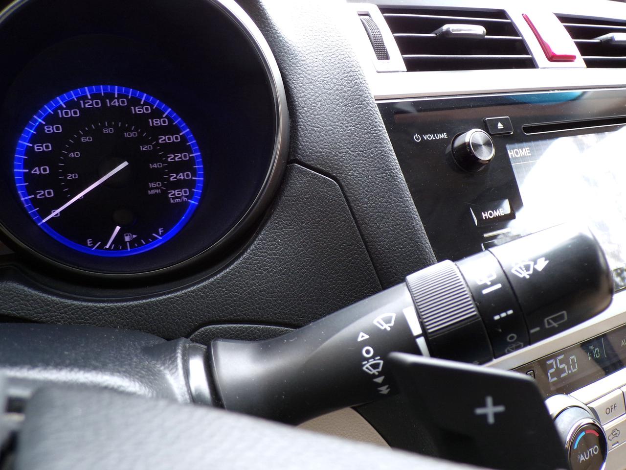 2015 Subaru Outback 3.6R LIMITED AWD | BSD | CAMERA | SUNROOF Photo