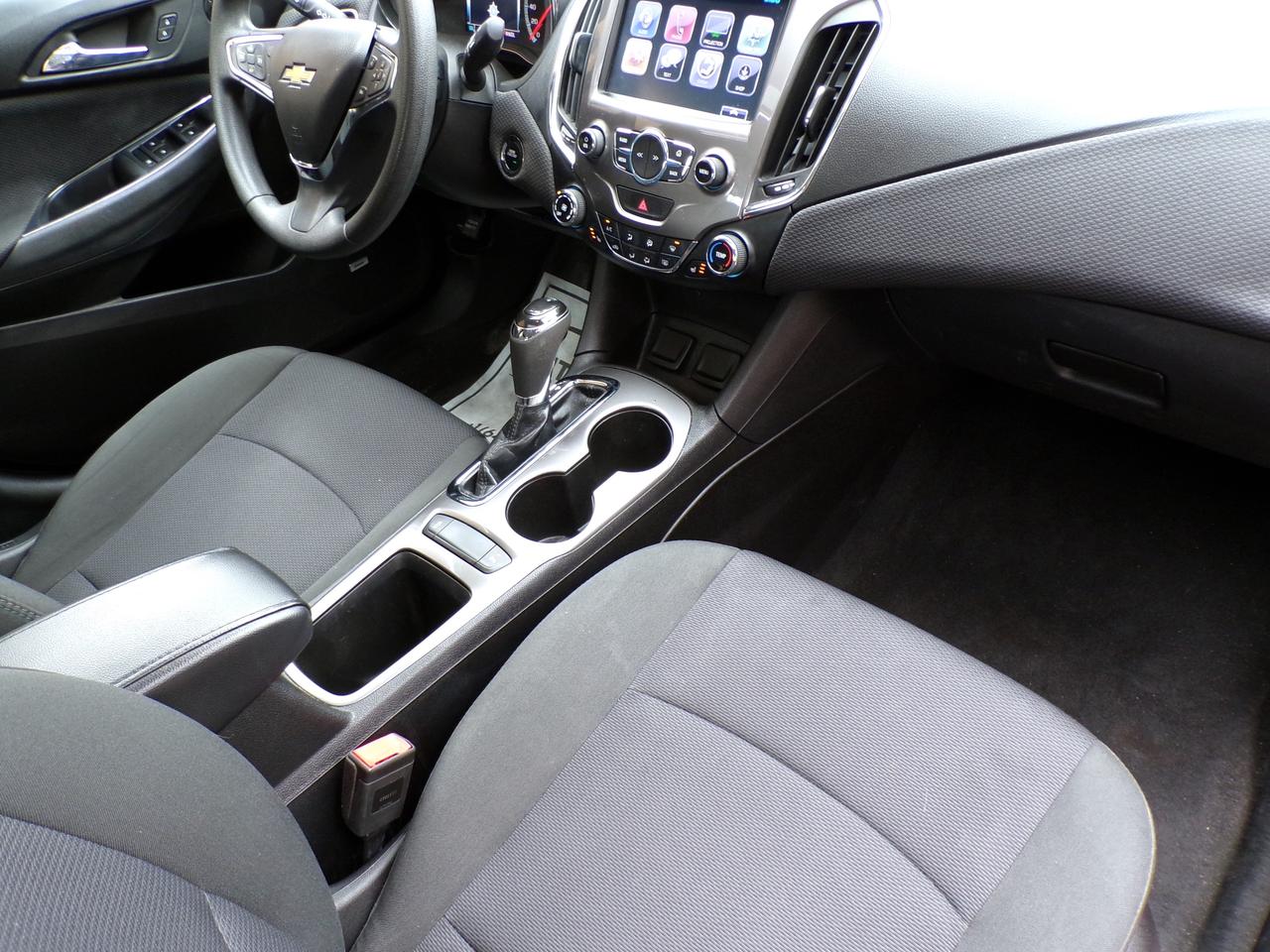 2017 Chevrolet Cruze LT | BSM | CAMERA | SUNROOF | H. SEATS Photo