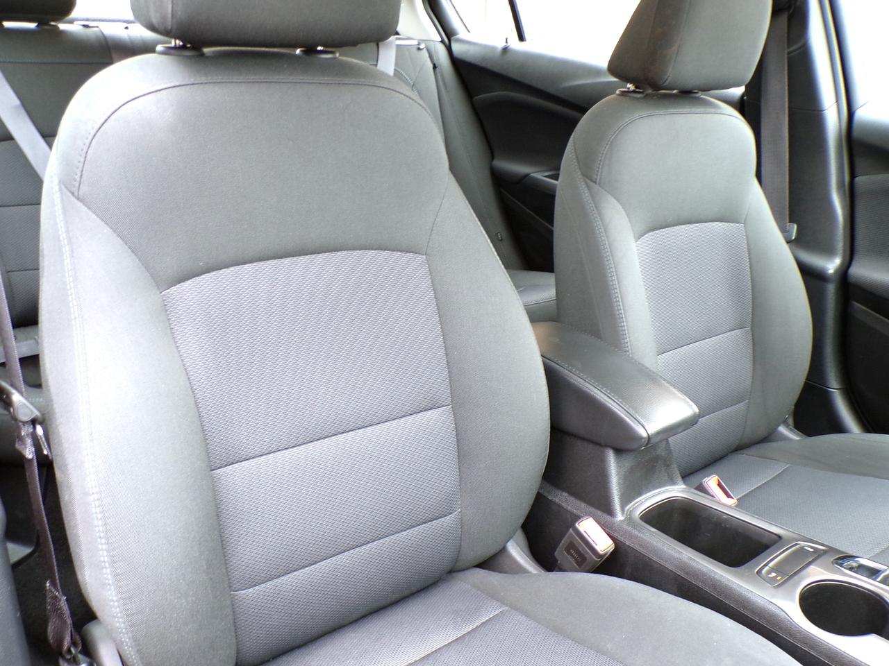 2017 Chevrolet Cruze LT | BSM | CAMERA | SUNROOF | H. SEATS Photo