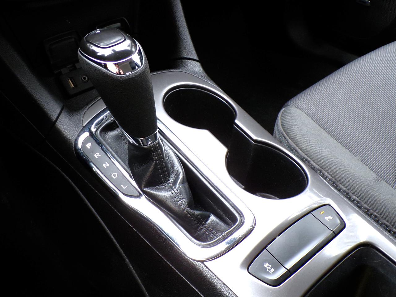 2017 Chevrolet Cruze LT | BSM | CAMERA | SUNROOF | H. SEATS Photo