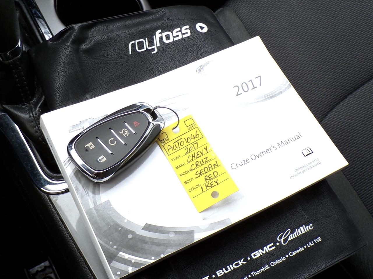 2017 Chevrolet Cruze LT | BSM | CAMERA | SUNROOF | H. SEATS Photo