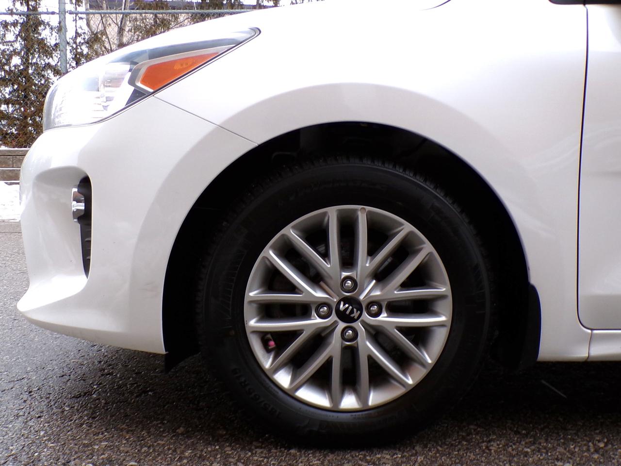 2018 Kia Rio EX | CAMERA | SUNROOF | H. SEATS | H. STEERING Photo