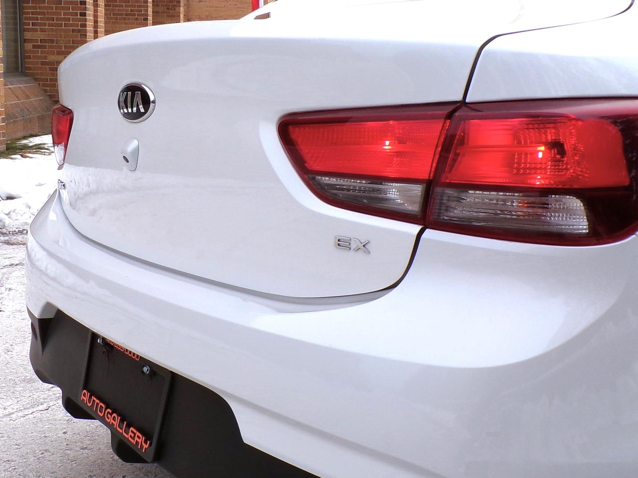 2018 Kia Rio EX | CAMERA | SUNROOF | H. SEATS | H. STEERING Photo