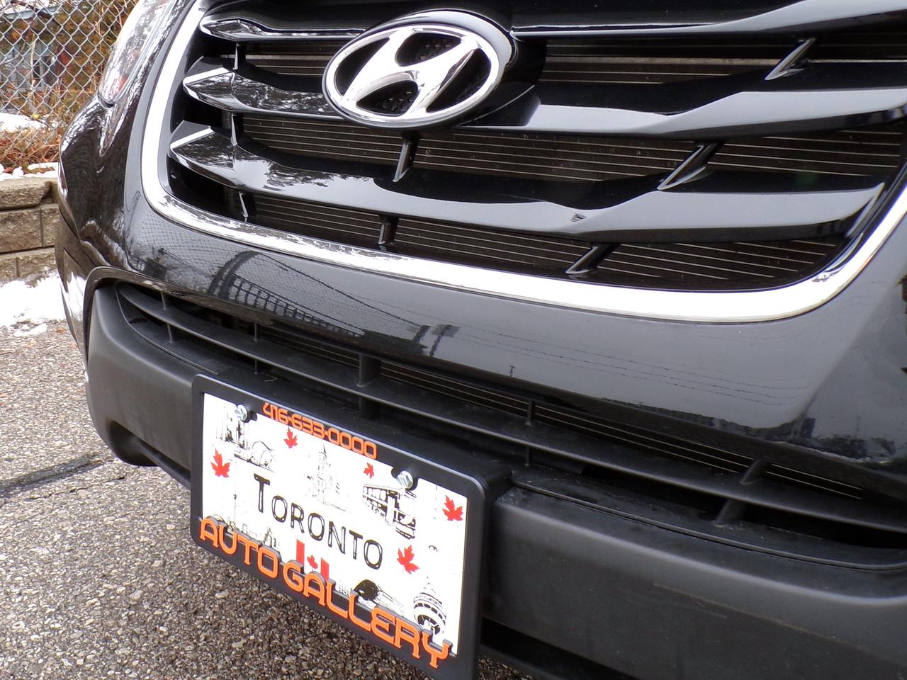 2011 Hyundai Santa Fe 3.5L LIMITED AWD Photo2