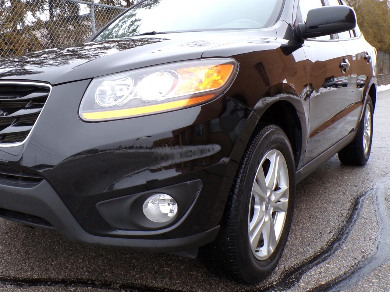 2011 Hyundai Santa Fe 3.5L LIMITED AWD Photo