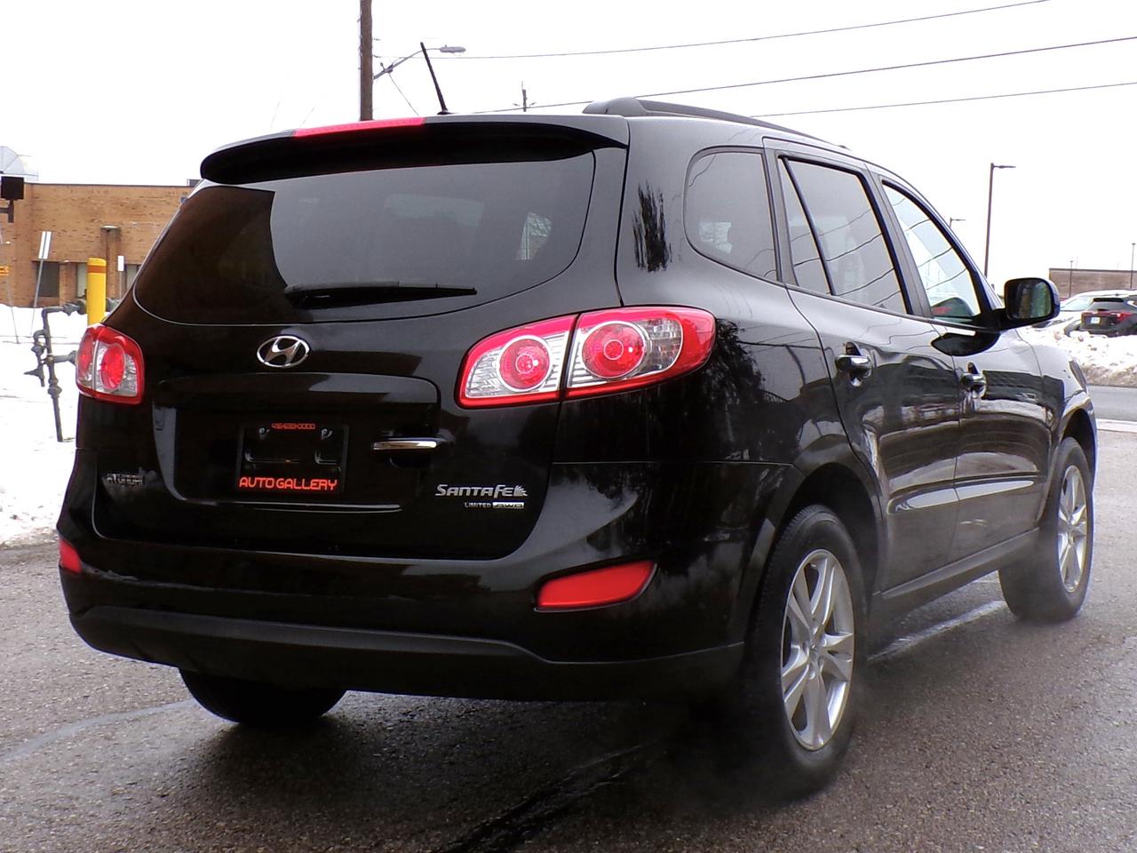 2011 Hyundai Santa Fe 3.5L LIMITED AWD Photo