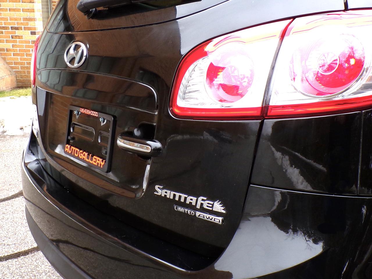 2011 Hyundai Santa Fe 3.5L LIMITED AWD Photo