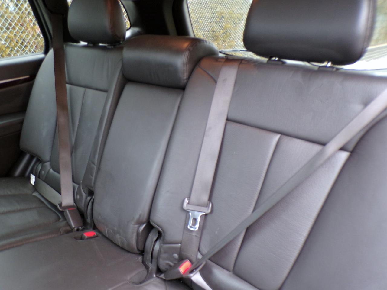 2011 Hyundai Santa Fe 3.5L LIMITED AWD Photo