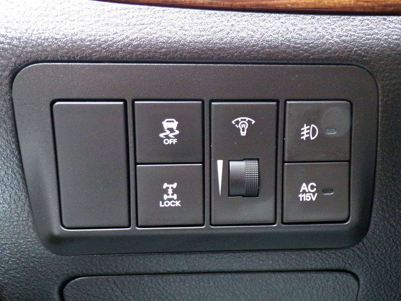 2011 Hyundai Santa Fe 3.5L LIMITED AWD Photo