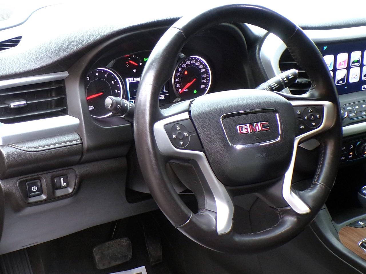 2017 GMC Acadia SLE2 6 PASSENGER ON-STAR NAVI CAMERA R. START H. SEATS Photo