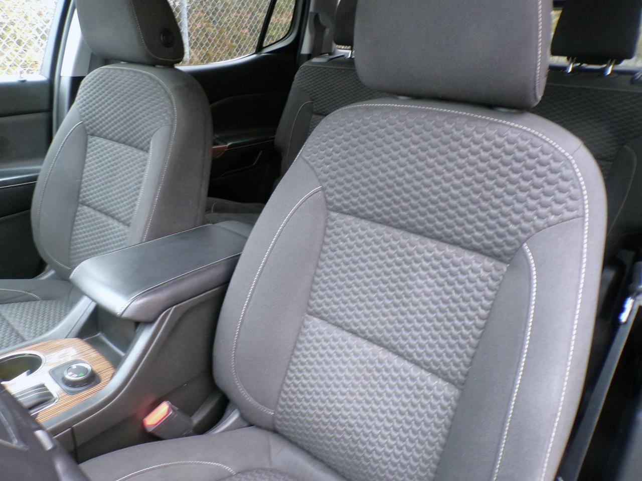 2017 GMC Acadia SLE2 6 PASSENGER ON-STAR NAVI CAMERA R. START H. SEATS Photo
