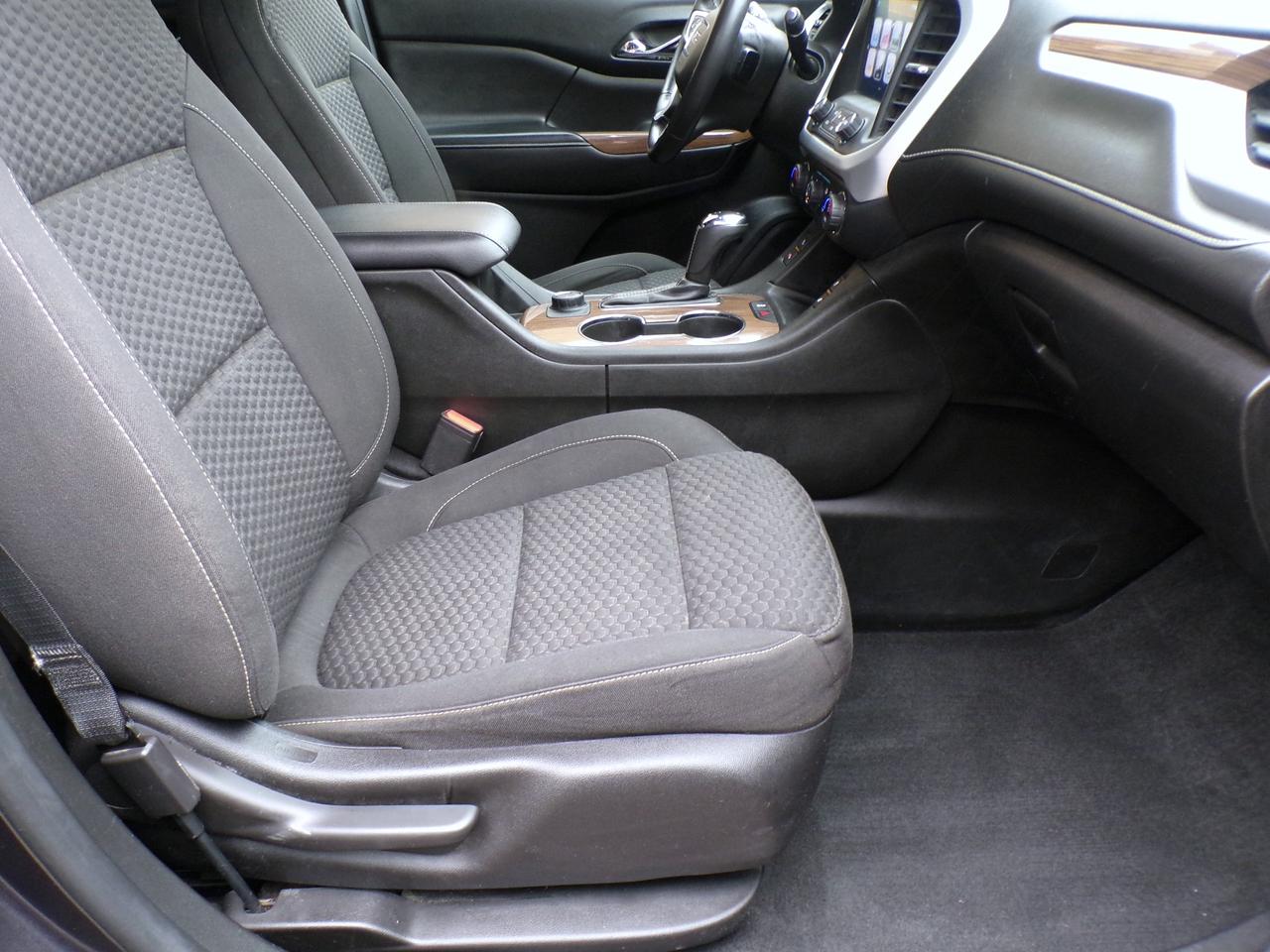 2017 GMC Acadia SLE2 6 PASSENGER ON-STAR NAVI CAMERA R. START H. SEATS Photo