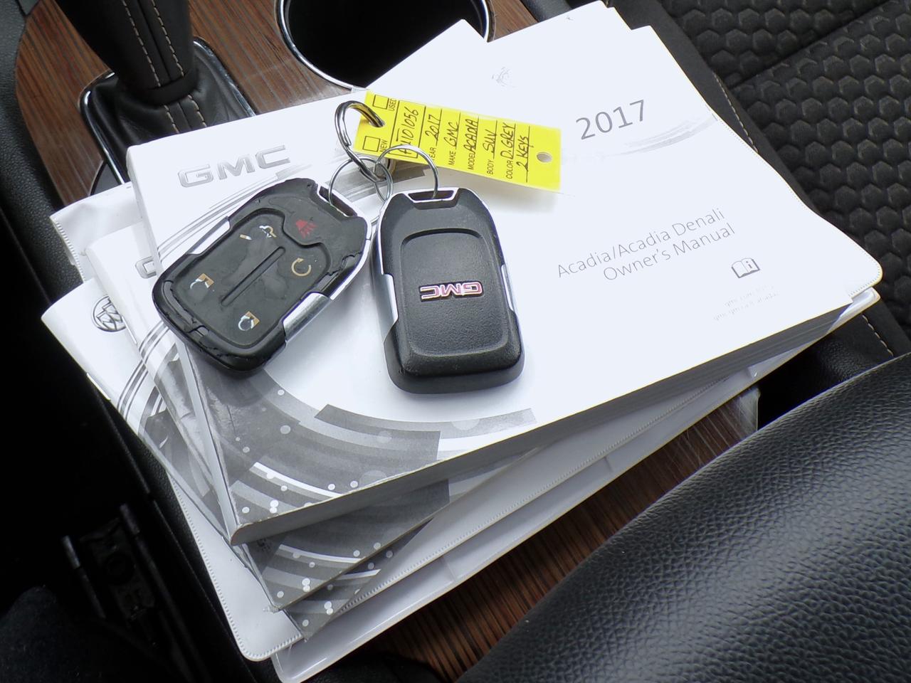 2017 GMC Acadia SLE2 6 PASSENGER ON-STAR NAVI CAMERA R. START H. SEATS Photo