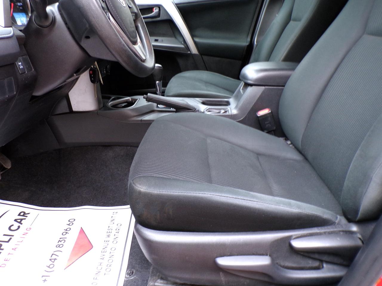 2016 Toyota RAV4 LE AWD Photo