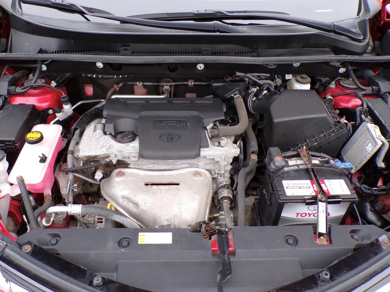 2016 Toyota RAV4 LE AWD Photo