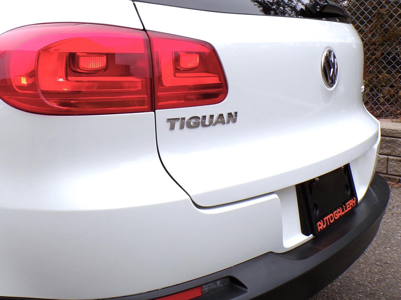 2015 Volkswagen Tiguan COMFORTLINE TECH 4MOTION Photo