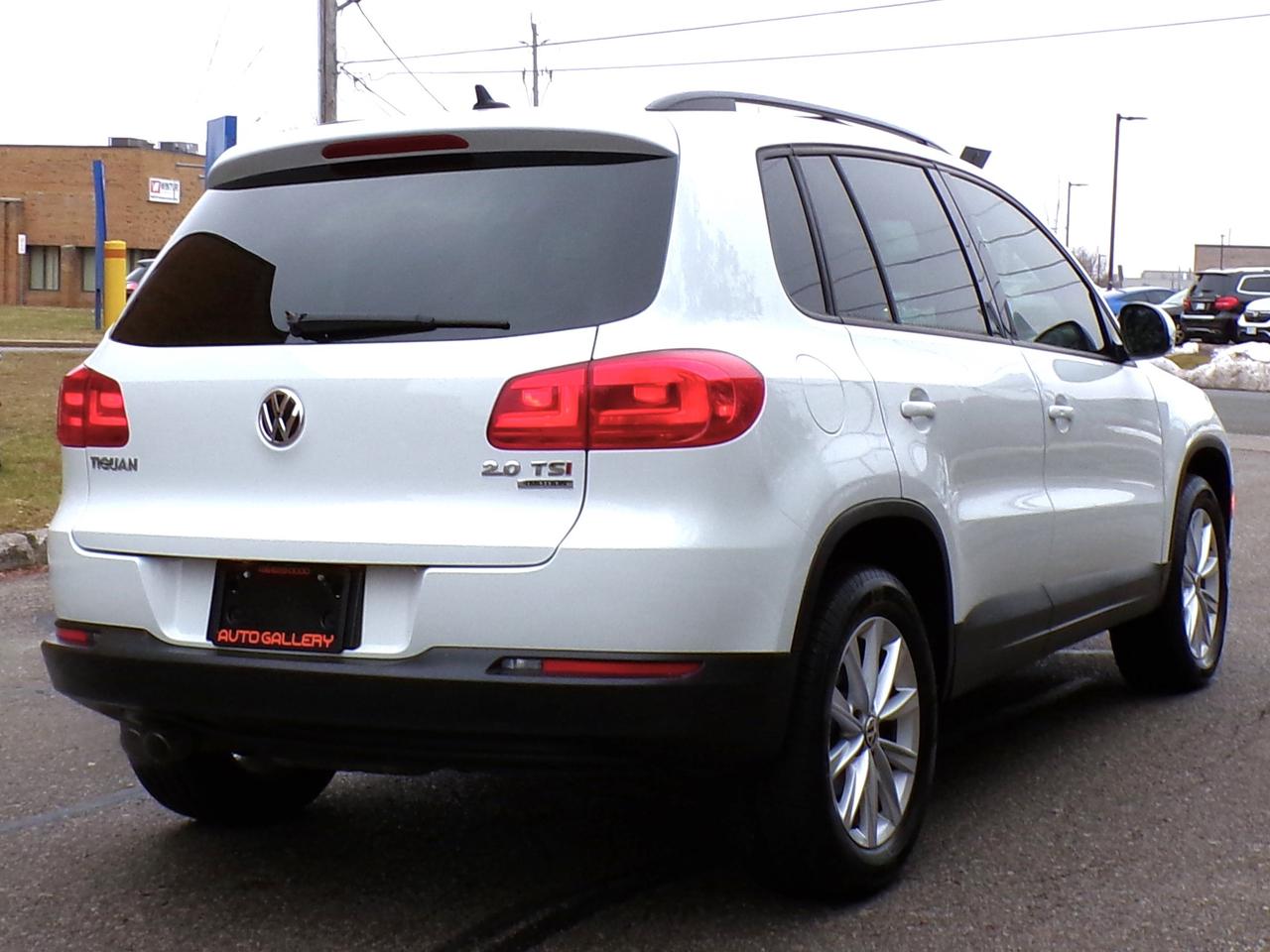 2015 Volkswagen Tiguan COMFORTLINE TECH 4MOTION Photo
