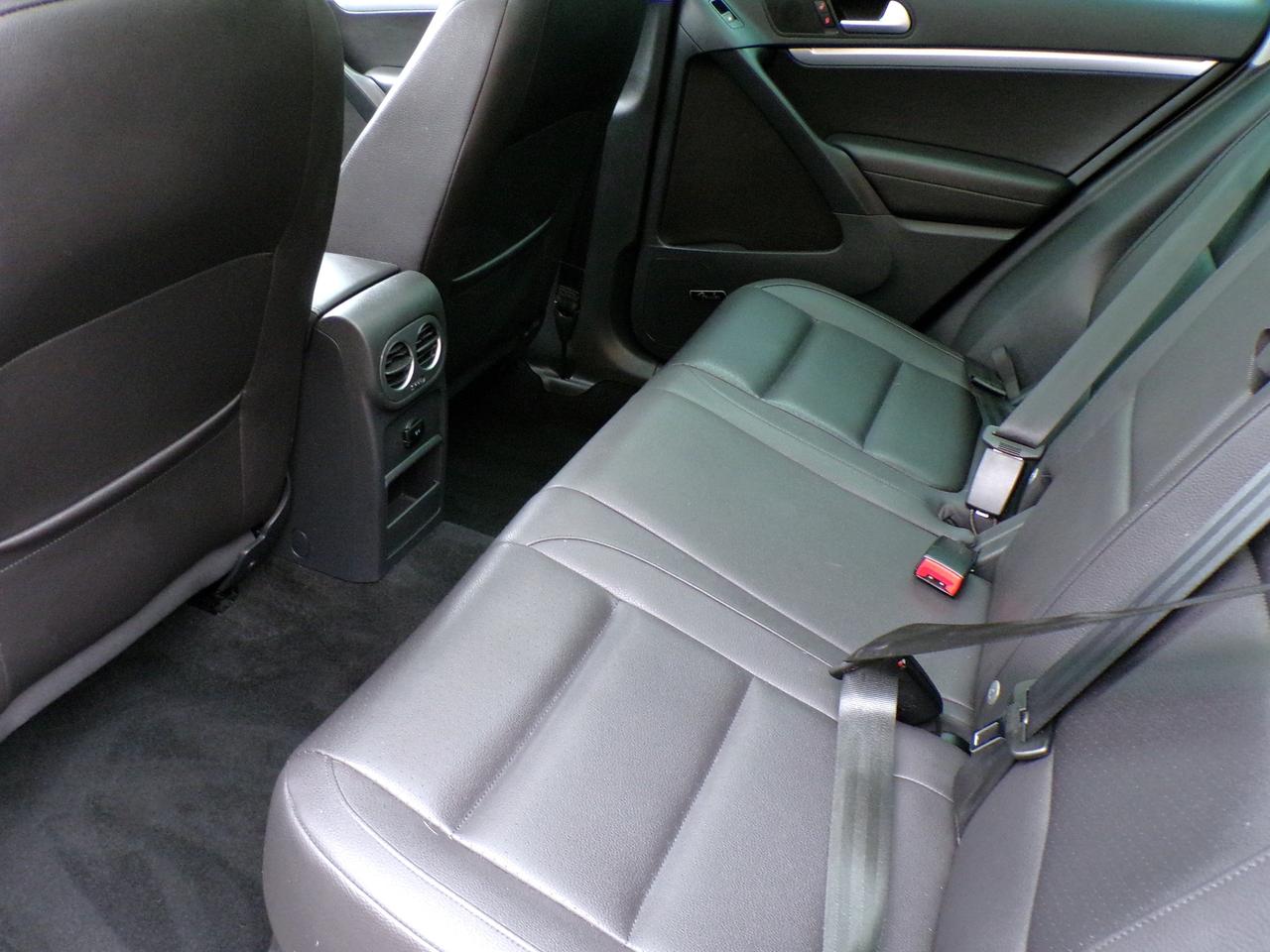 2015 Volkswagen Tiguan COMFORTLINE TECH 4MOTION Photo