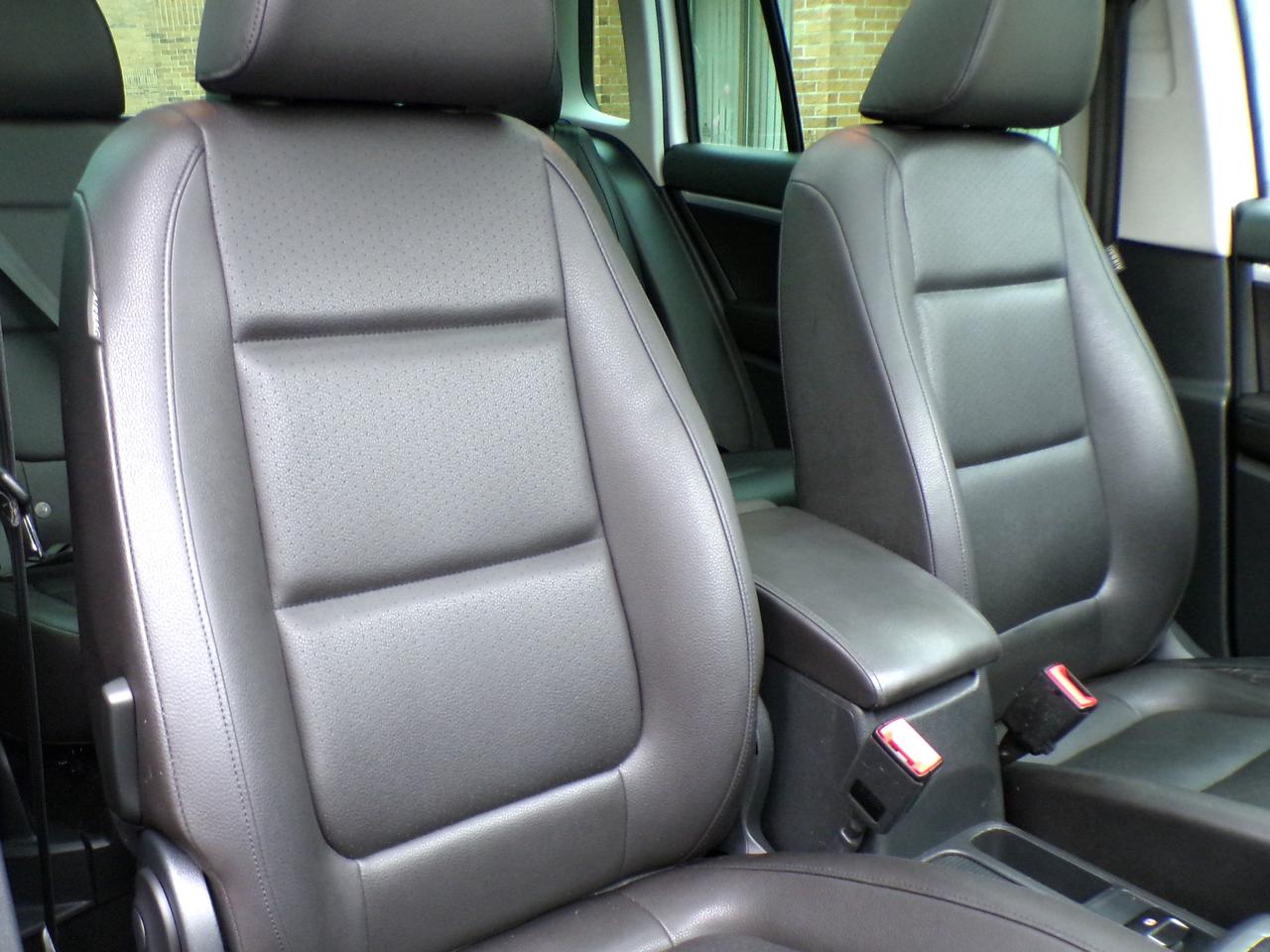 2015 Volkswagen Tiguan COMFORTLINE TECH 4MOTION Photo