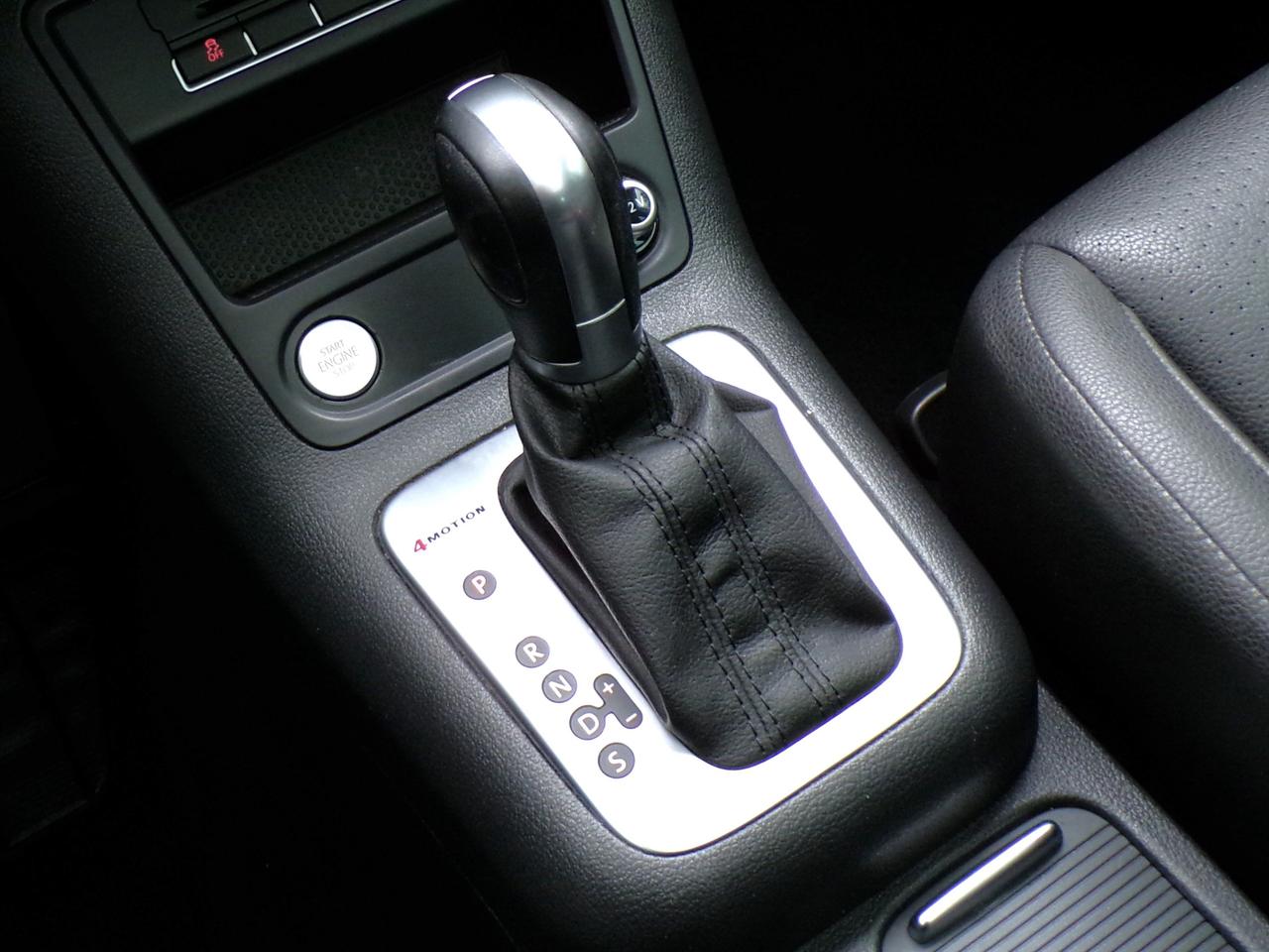 2015 Volkswagen Tiguan COMFORTLINE TECH 4MOTION Photo