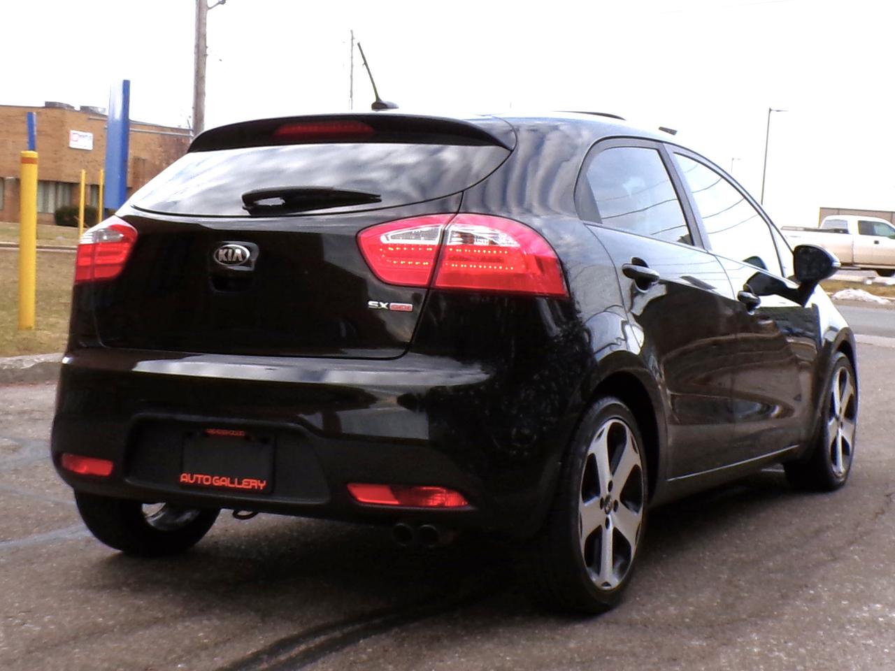 2015 Kia RIO SX HATCHBACK | NAVI | CAMERA | SUNROOF Photo