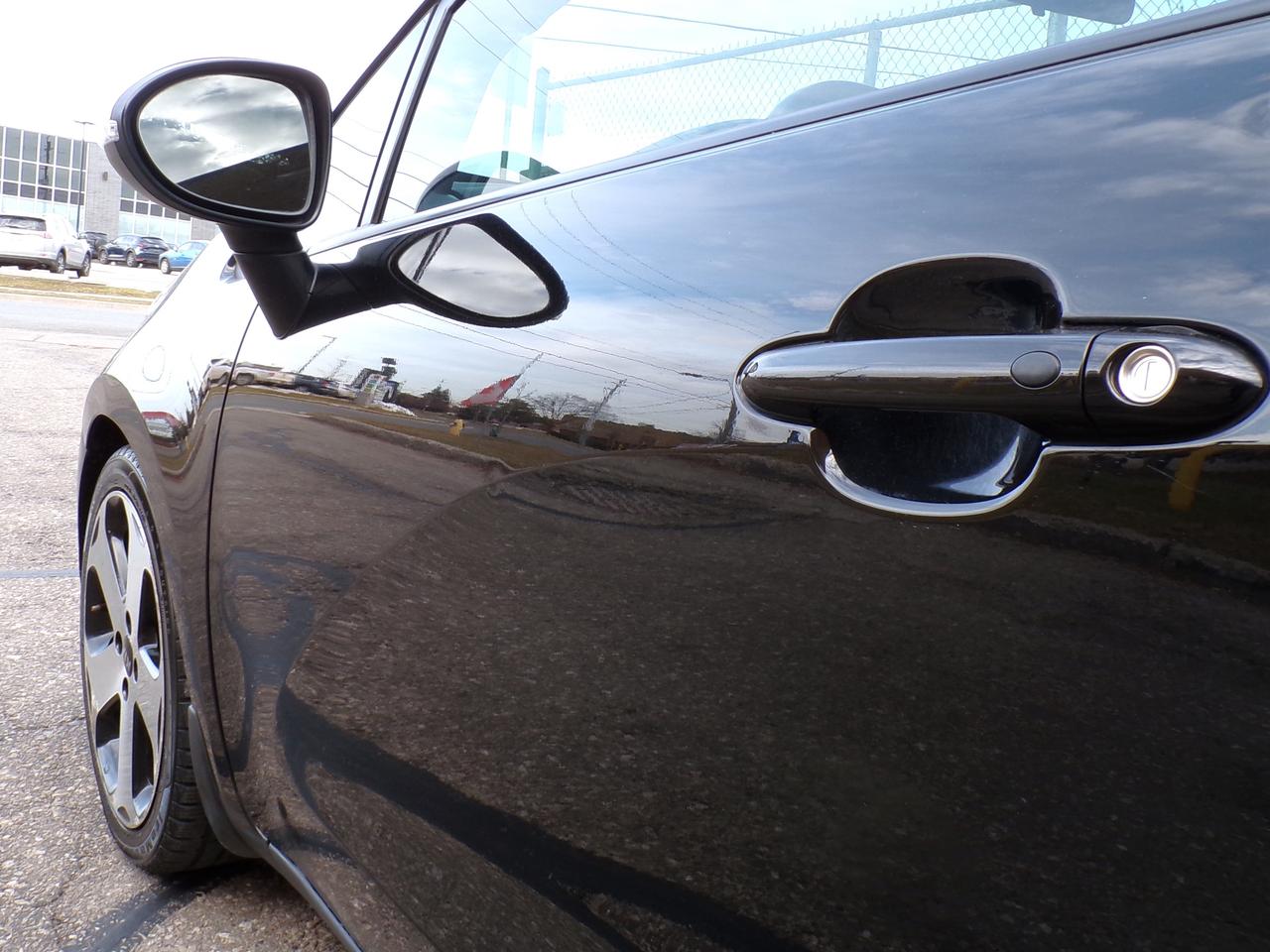 2015 Kia RIO SX HATCHBACK | NAVI | CAMERA | SUNROOF Photo