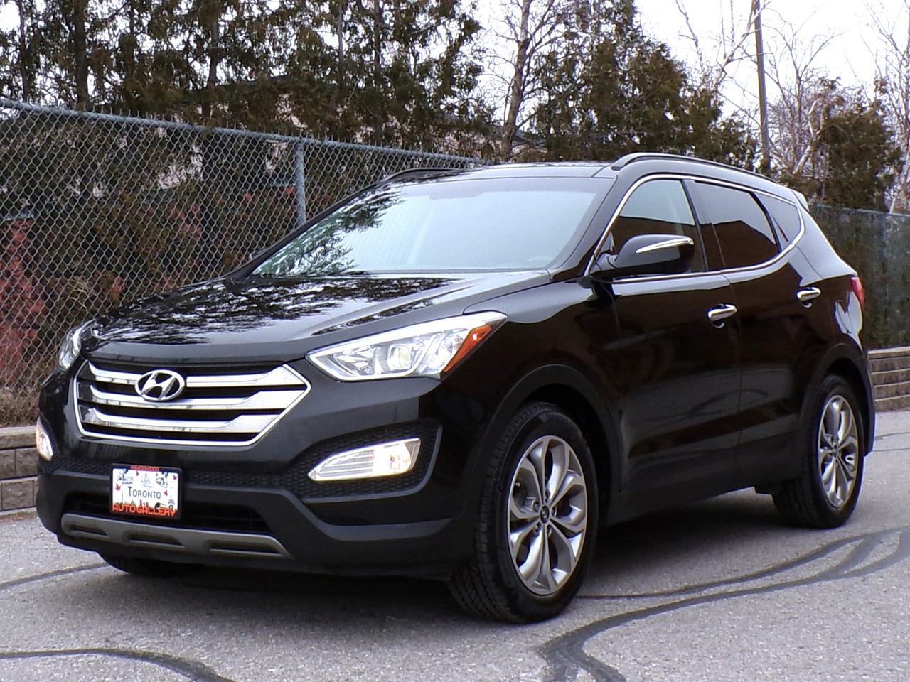 2016 Hyundai Santa Fe Sport 2.0T Limited AWD Photo