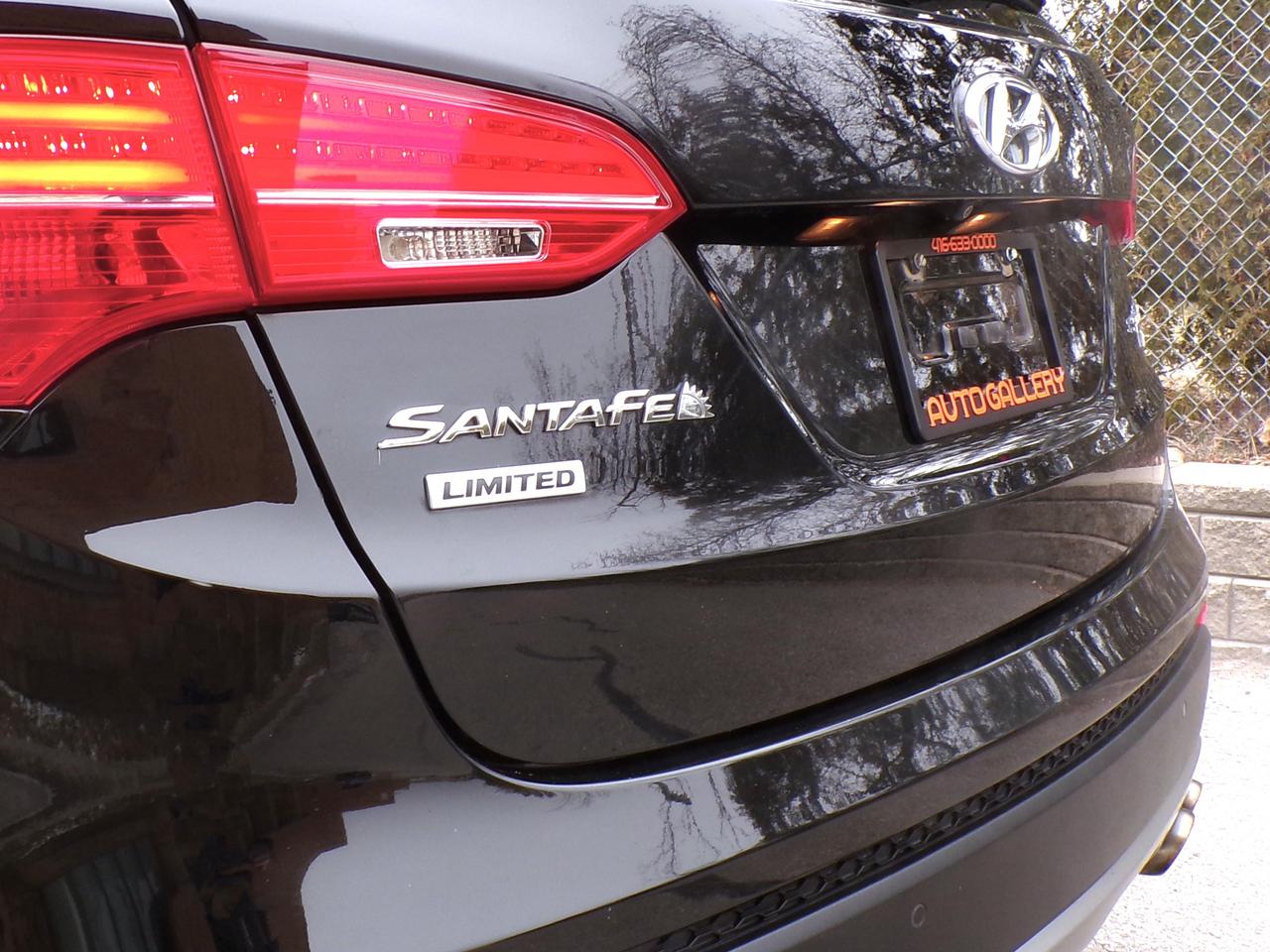 2016 Hyundai Santa Fe Sport 2.0T Limited AWD Photo