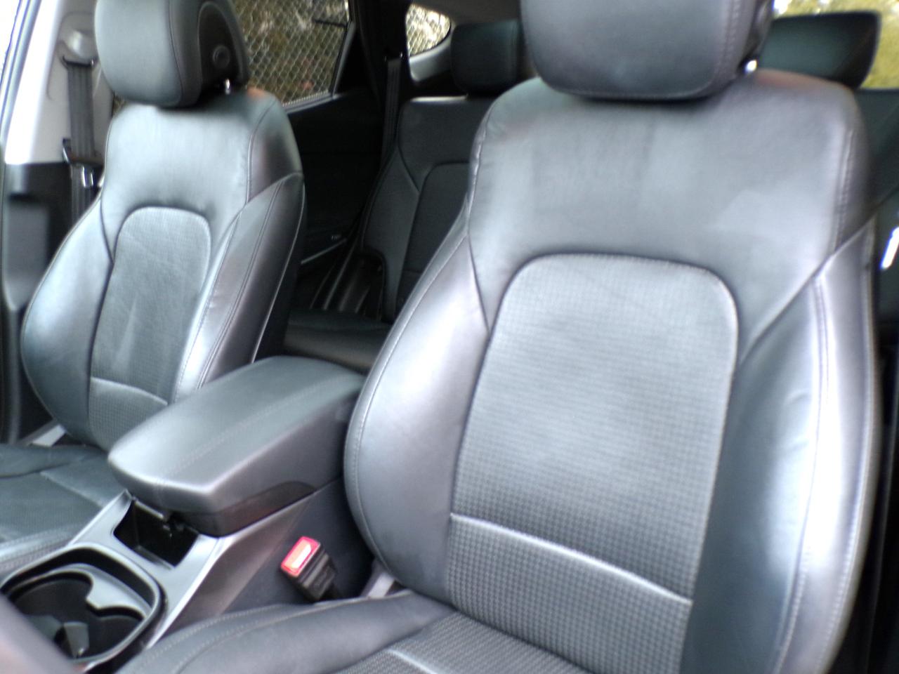 2016 Hyundai Santa Fe Sport 2.0T Limited AWD Photo