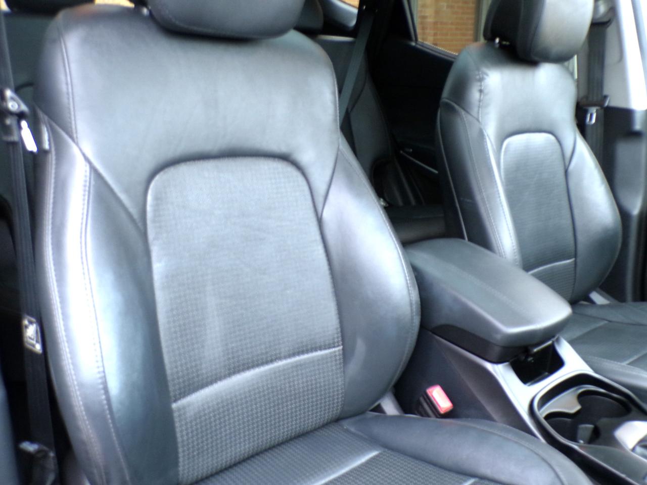 2016 Hyundai Santa Fe Sport 2.0T Limited AWD Photo