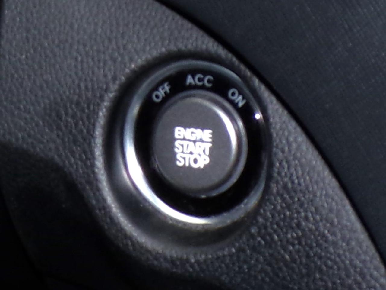 2016 Hyundai Santa Fe Sport 2.0T Limited AWD Photo