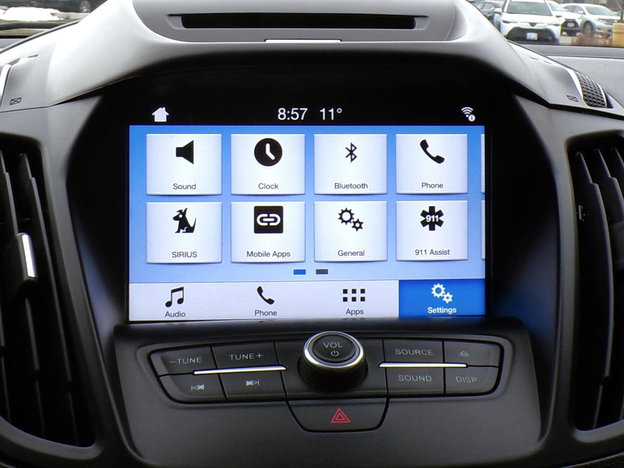 2017 Ford Escape SE 4WD | CARFAX CLEAN | 2-OWNERS Photo