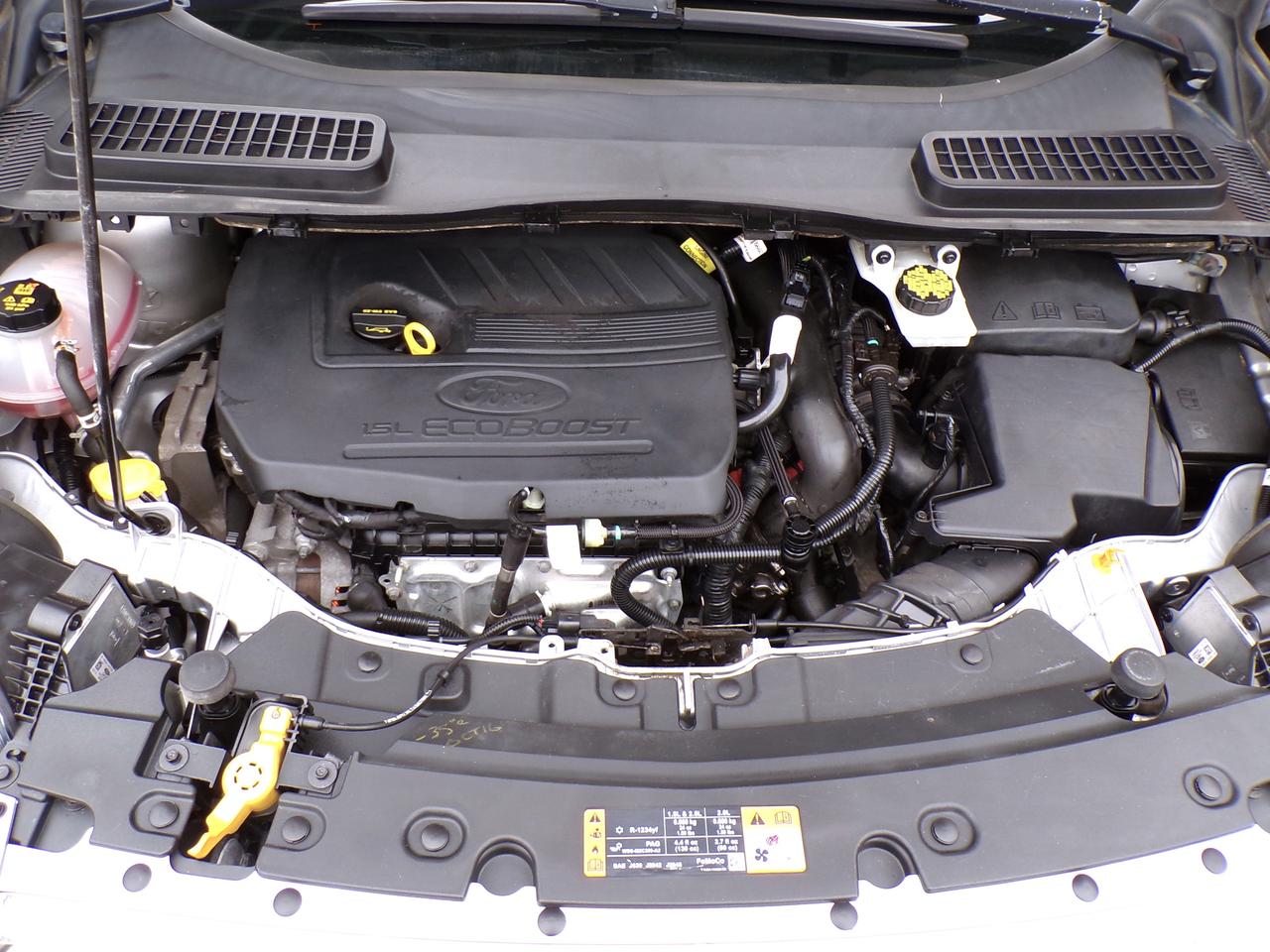 2017 Ford Escape SE 4WD | CARFAX CLEAN | 2-OWNERS Photo