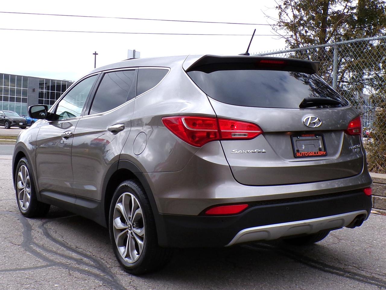 2013 Hyundai Santa Fe Sport 2.0T Premium AWD Photo