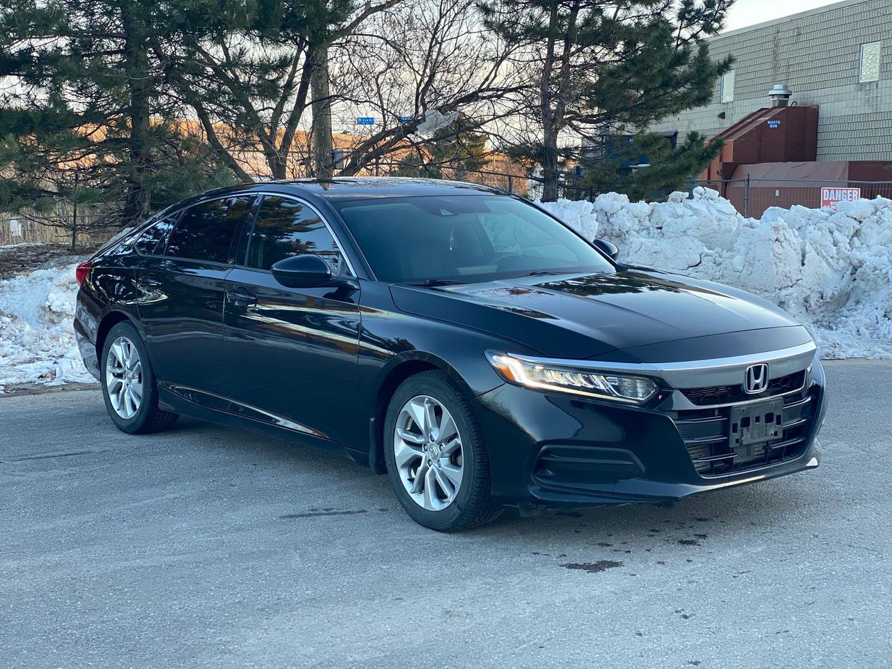 2019 Honda Accord LX Photo