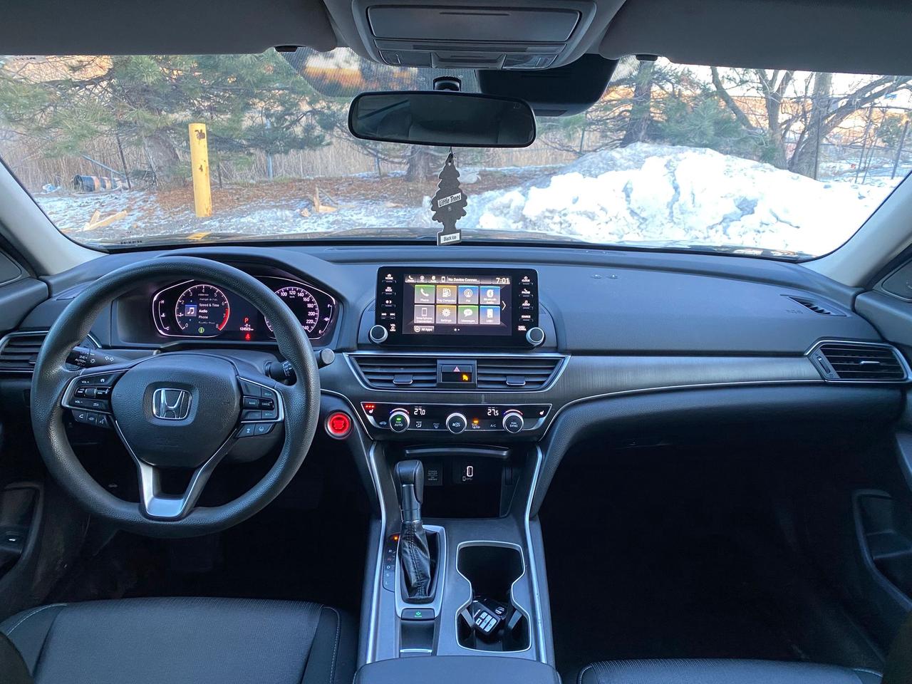 2019 Honda Accord LX Photo