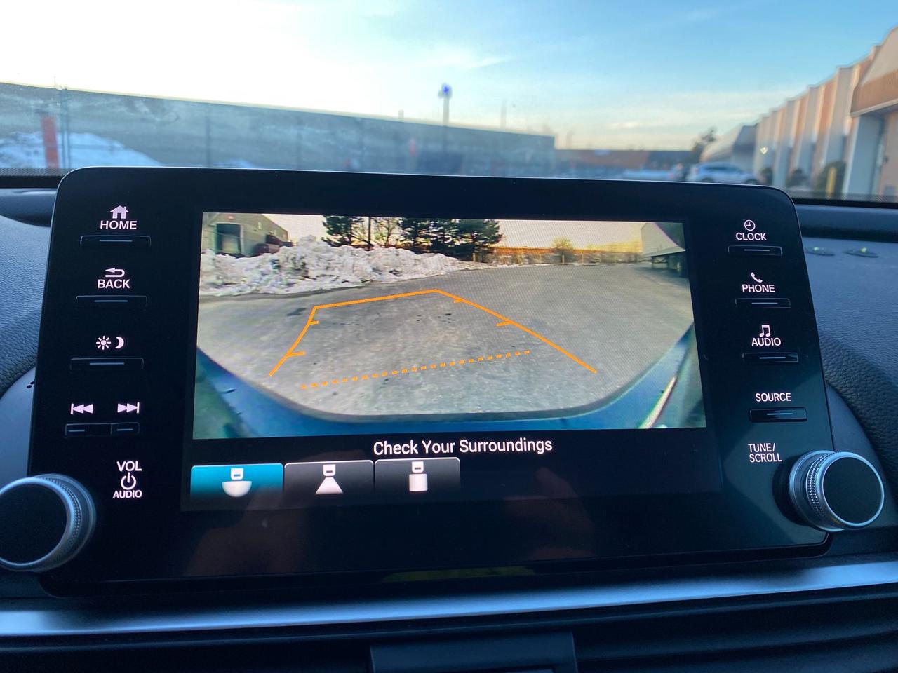 2019 Honda Accord LX Photo