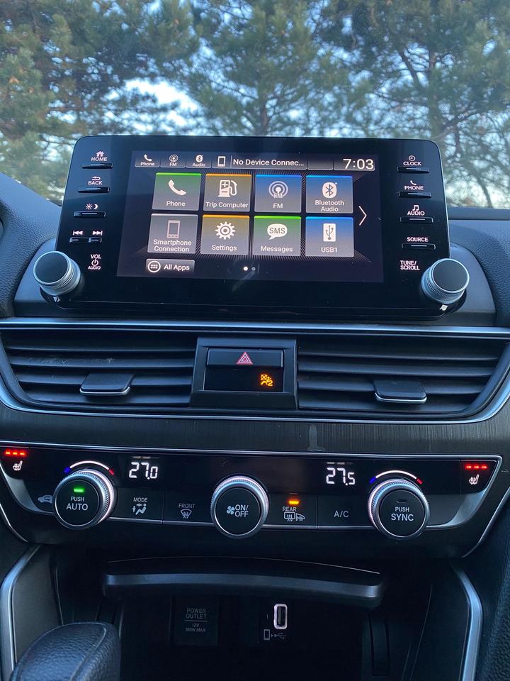 2019 Honda Accord LX Photo