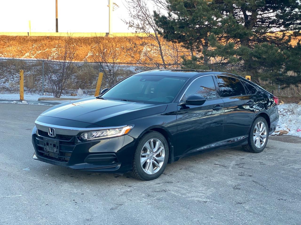 2019 Honda Accord LX Photo
