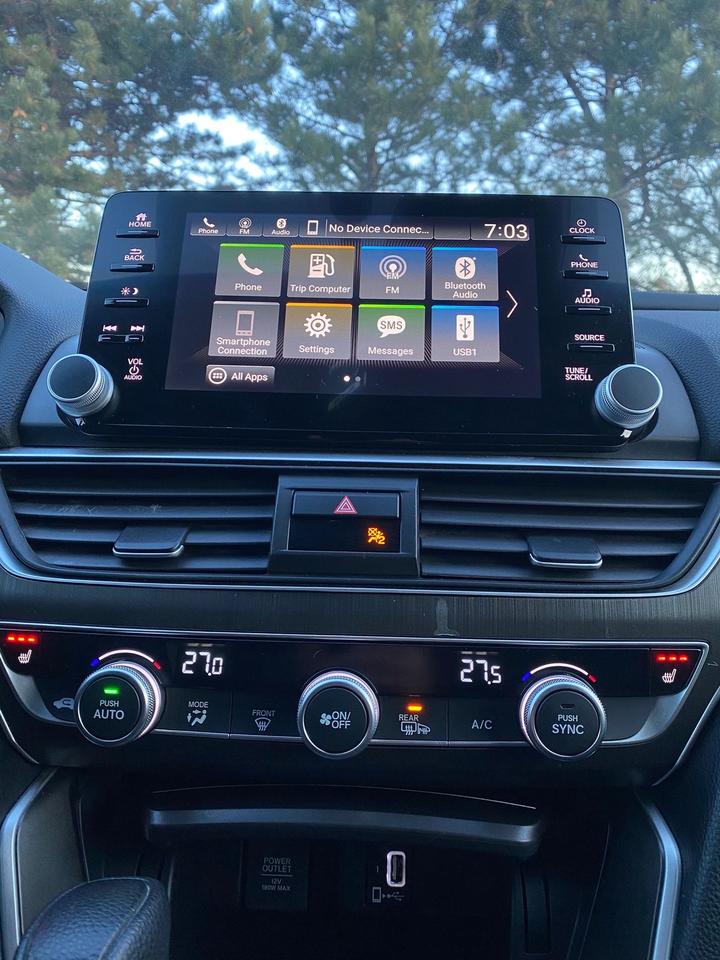2019 Honda Accord LX Photo
