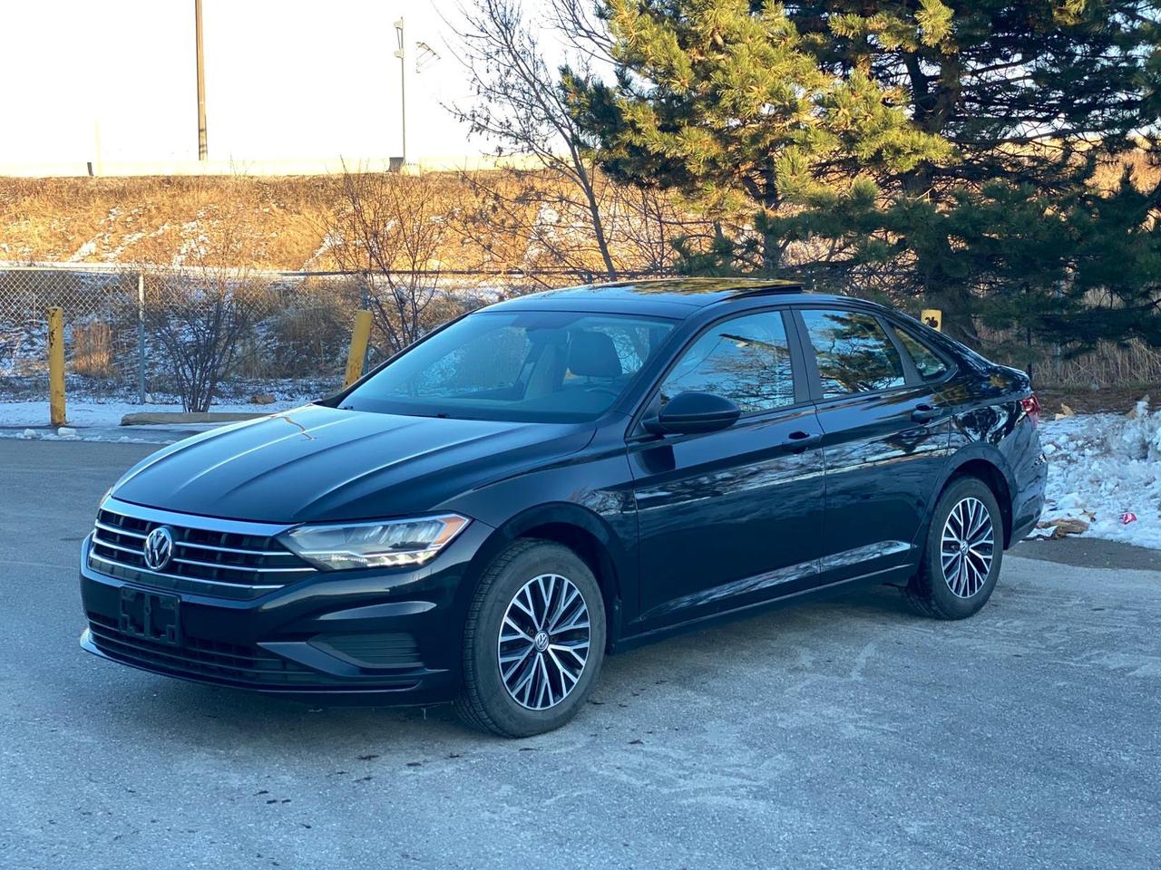 2019 Volkswagen Jetta Highline | LEATHER | SUNROOF | NO ACCIDENT Photo0