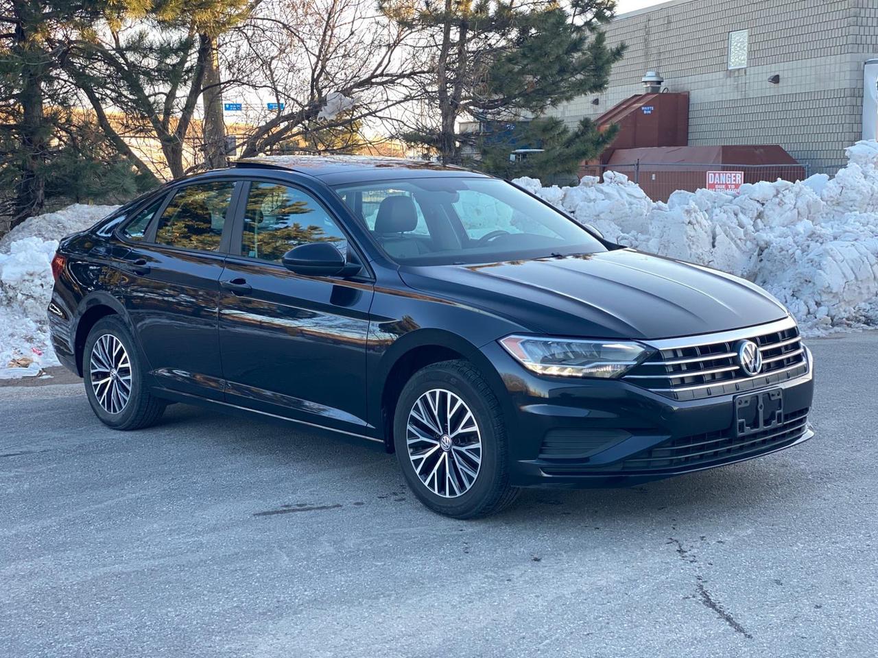 2019 Volkswagen Jetta Highline | LEATHER | SUNROOF | NO ACCIDENT Photo