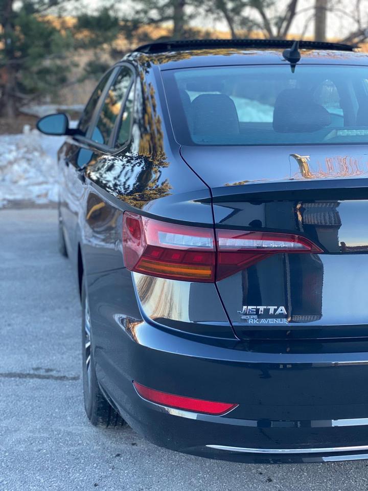 2019 Volkswagen Jetta Highline | LEATHER | SUNROOF | NO ACCIDENT Photo