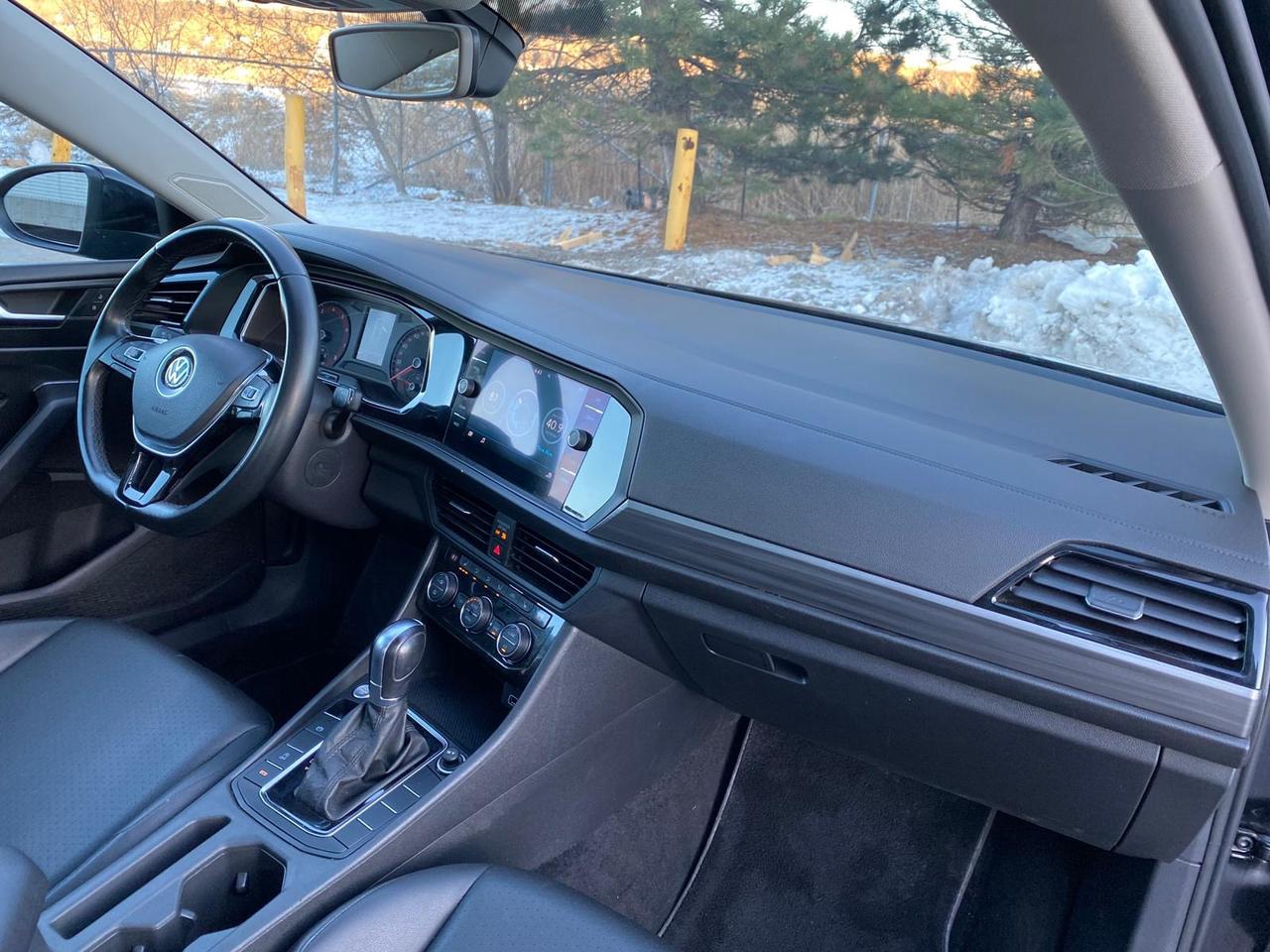 2019 Volkswagen Jetta Highline | LEATHER | SUNROOF | NO ACCIDENT Photo