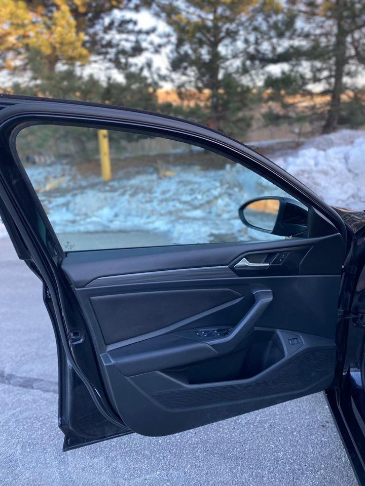 2019 Volkswagen Jetta Highline | LEATHER | SUNROOF | NO ACCIDENT Photo