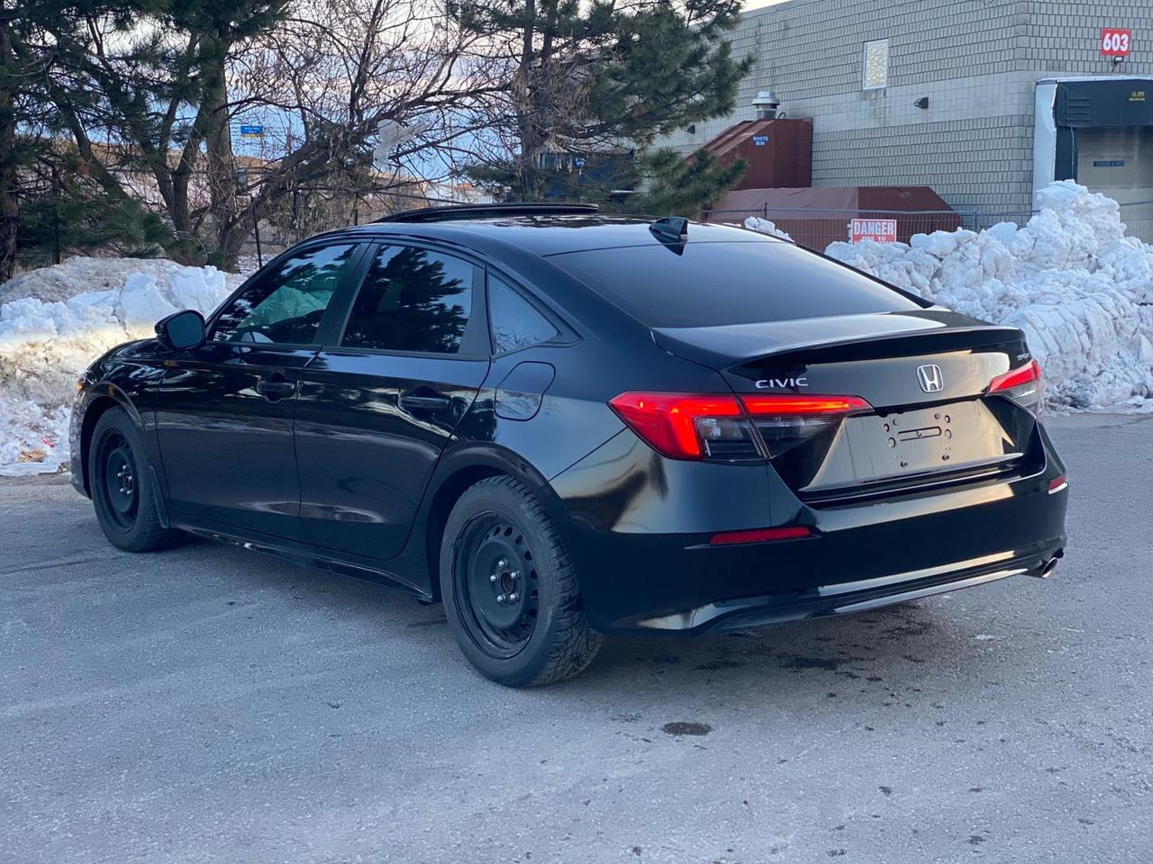 2024 Honda Civic SPORT | LEATHER | SUNROOF Photo
