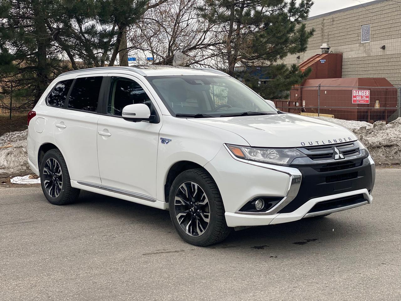2018 Mitsubishi Outlander PHEV HYBRID GT AWD NO ACCIDENT Photo