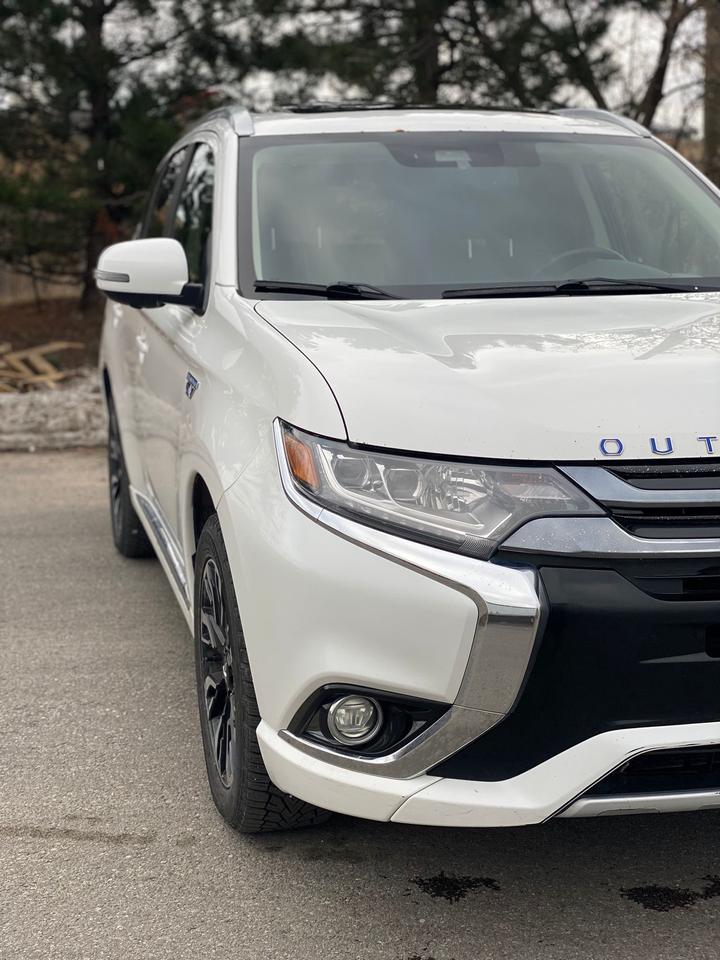 2018 Mitsubishi Outlander PHEV HYBRID GT AWD NO ACCIDENT Photo3