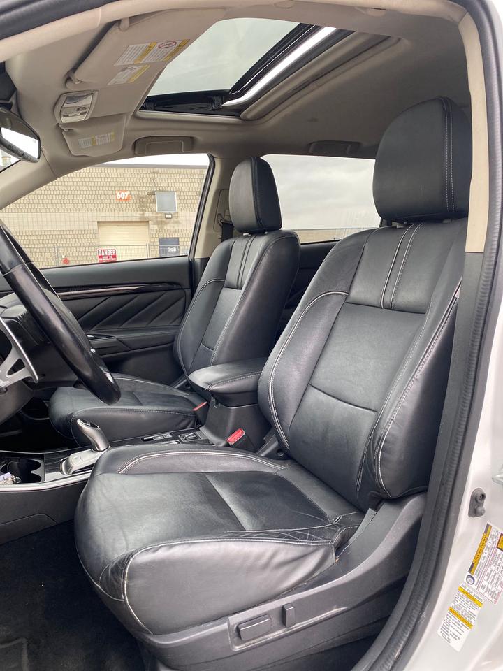 2018 Mitsubishi Outlander PHEV HYBRID GT AWD NO ACCIDENT Photo